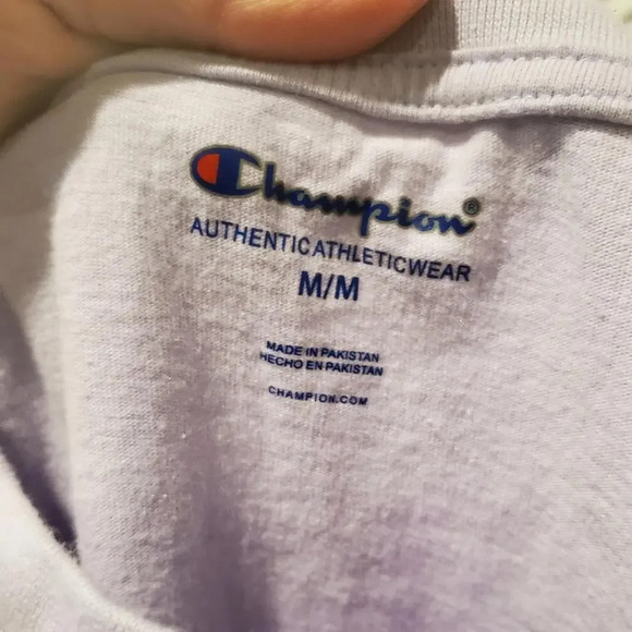 Champion Purple Women's Crewneck T-Shirt Size Medium - Picture 4 of 15